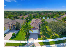 4906 Grassleaf Dr, Palm Beach Gardens, FL 33418, Sold 11/20/17