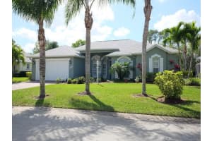 4045 Chablis St SW, Vero Beach, FL 32968, Sold 08/08/17