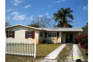 111 Academy Dr, Fort Pierce, FL 34946, Sold 08/03/17