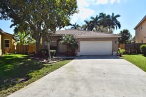 4452 NW 43rd St, Coconut Creek, FL 33073, Sold 05/08/17
