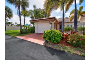 130 Palm Ave, Jupiter, FL 33477, Sold 05/08/17