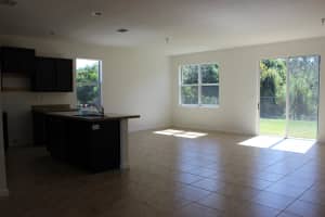 2160 SE 2nd St, Homestead, FL 33033, Sold 05/31/17