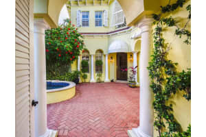 790 Andrews Ave APT D101, Delray Beach, FL 33483, Sold 05/31/17