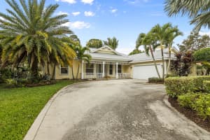 8749 SE Woodwind St, Hobe Sound, FL 33455, Sold 06/22/17