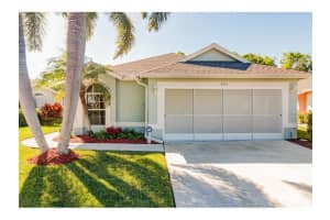 441 10th Pl, Vero Beach, FL 32960, Sold 05/24/17