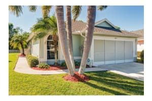 441 10th Pl, Vero Beach, FL 32960, Sold 05/24/17