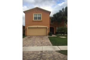 826 Fieldstone Way, West Palm Beach, FL 33413, Sold 05/17/17