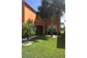 826 Fieldstone Way, West Palm Beach, FL 33413, Sold 05/17/17