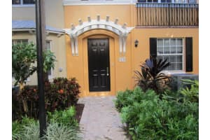 378 E Mallory Cir, Delray Beach, FL 33483, Sold 05/25/17