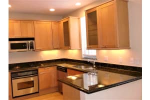 378 E Mallory Cir, Delray Beach, FL 33483, Sold 05/25/17