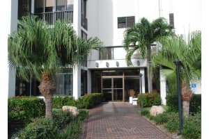 150 SE Four Winds Dr, Stuart, FL 34996, Sold 06/09/17