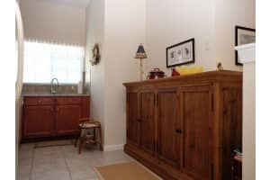 520 7th Square SW, Vero Beach, FL 32962, Sold 05/17/17