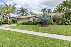 2735 NW 34th St, Boca Raton, FL 33434, Sold 06/01/17