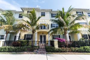 236 S Latitude Cir, Delray Beach, FL 33483, Sold 07/26/17