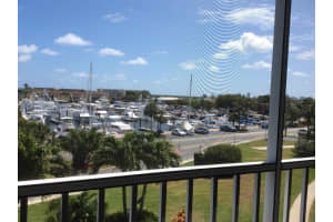 907 Marina Dr, North Palm Beach, FL 33408, Sold 08/01/17