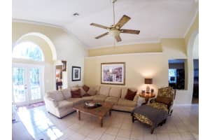 438 Woodview Cir, Palm Beach Gardens, FL 33418, Sold 10/27/17