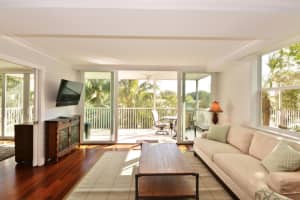 1 Harbourside Dr, Delray Beach, FL 33483, Sold 05/31/17