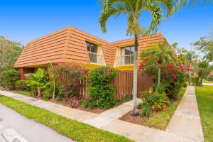 825 Center St #27a, Jupiter, FL 33458, Sold 05/19/17