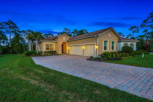 992 SW Triste Way, Stuart, FL 34997, Sold 09/22/17
