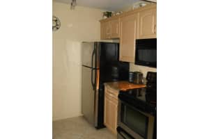 1500 N Congress Ave APT B48, West Palm Beach, FL 33401, Sold 05/24/17