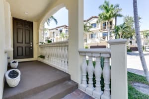 3136 Waterside Cir, Boynton Beach, FL 33435, Sold 05/24/17