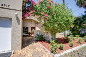 3917 NW 2nd Ct, Deerfield Beach, FL 33442, Sold 06/07/17