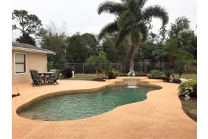 202 SE Thornhill Dr, Port St. Lucie, FL 34984, Sold 05/08/17