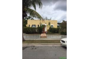 613 Upland Rd, West Palm Beach, FL 33401, Sold 06/15/17