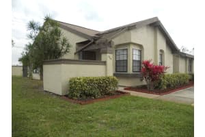 524 SW Sara Blvd, Port St. Lucie, FL 34953, Sold 05/19/17