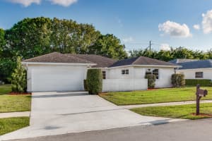 10982 Greentrail Dr S, Boynton Beach, FL 33436, Sold 06/30/17