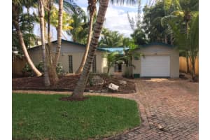 529 NW 7th St, Dania Beach, FL 33004, Sold 10/11/17