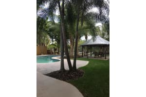 529 NW 7th St, Dania Beach, FL 33004, Sold 10/11/17
