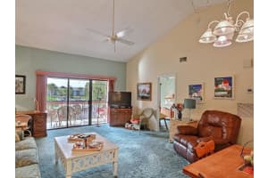 5740 Marina Dr, Sebastian, FL 32958, Sold 09/19/17