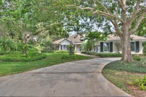 120 44th Terrace SW, Vero Beach, FL 32968, Sold 10/10/17