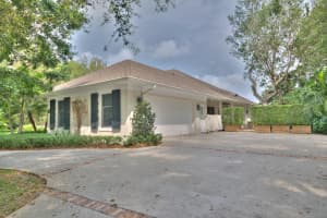 120 44th Terrace SW, Vero Beach, FL 32968, Sold 10/10/17
