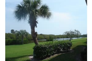 2800 Indian River Blvd APT L8, Vero Beach, FL 32960, Sold 07/31/17
