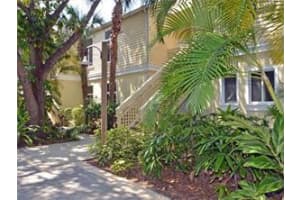 1235 Winding Oaks Cir E, Vero Beach, FL 32963, Sold 06/15/17