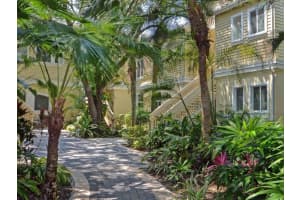 1235 Winding Oaks Cir E, Vero Beach, FL 32963, Sold 06/15/17