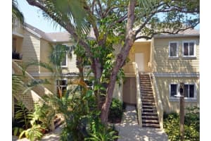 1235 Winding Oaks Cir E, Vero Beach, FL 32963, Sold 06/15/17