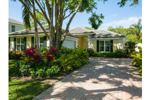 161 Laurel Oak Ln, Vero Beach, FL 32963, Sold 08/01/17