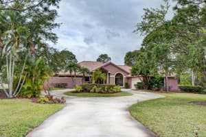 4902 SW Bimini Cir N, Palm City, FL 34990, Sold 11/30/17