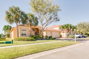 9904 Via Bernini, Lake Worth, FL 33467, Sold 08/31/17