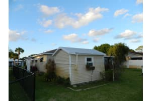 2435 6th St, Vero Beach, FL 32962, Sold 05/31/17