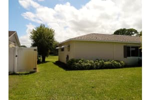 2435 6th St, Vero Beach, FL 32962, Sold 05/31/17