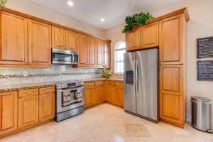 16 Via Floresta Dr, Boca Raton, FL 33487, Sold 12/14/17