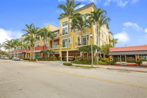 185 NE 4th Ave, Delray Beach, FL 33483, Sold 11/07/17