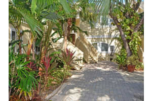 1235 Winding Oaks Cir E, Vero Beach, FL 32963, Sold 06/29/17