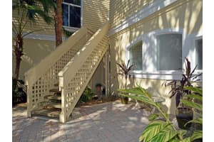 1235 Winding Oaks Cir E, Vero Beach, FL 32963, Sold 06/29/17