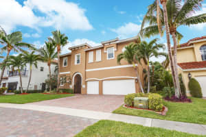 9725 Coronado Lake Dr, Boynton Beach, FL 33437, Sold 08/15/17