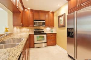 2320 Treasure Isle Dr A72, West Palm Beach, FL 33410, Sold 08/21/17